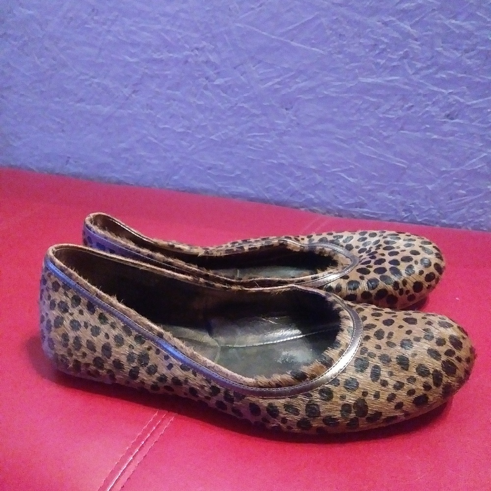 Kenneth Cole Reaction, Leopard Print Slip Ons